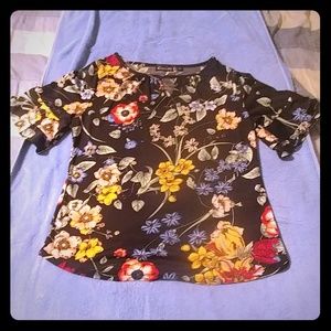 Pretty Floral Blouse from New York & Co Size M